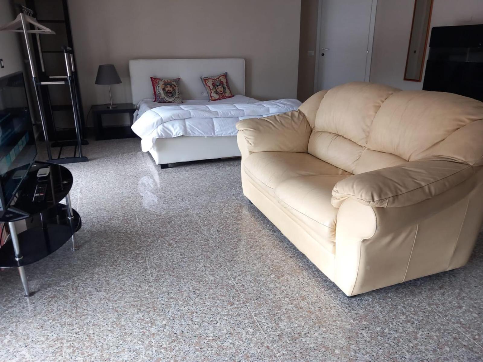 Bluesky Apartment - Third Floor Джардіні-Наксос Екстер'єр фото