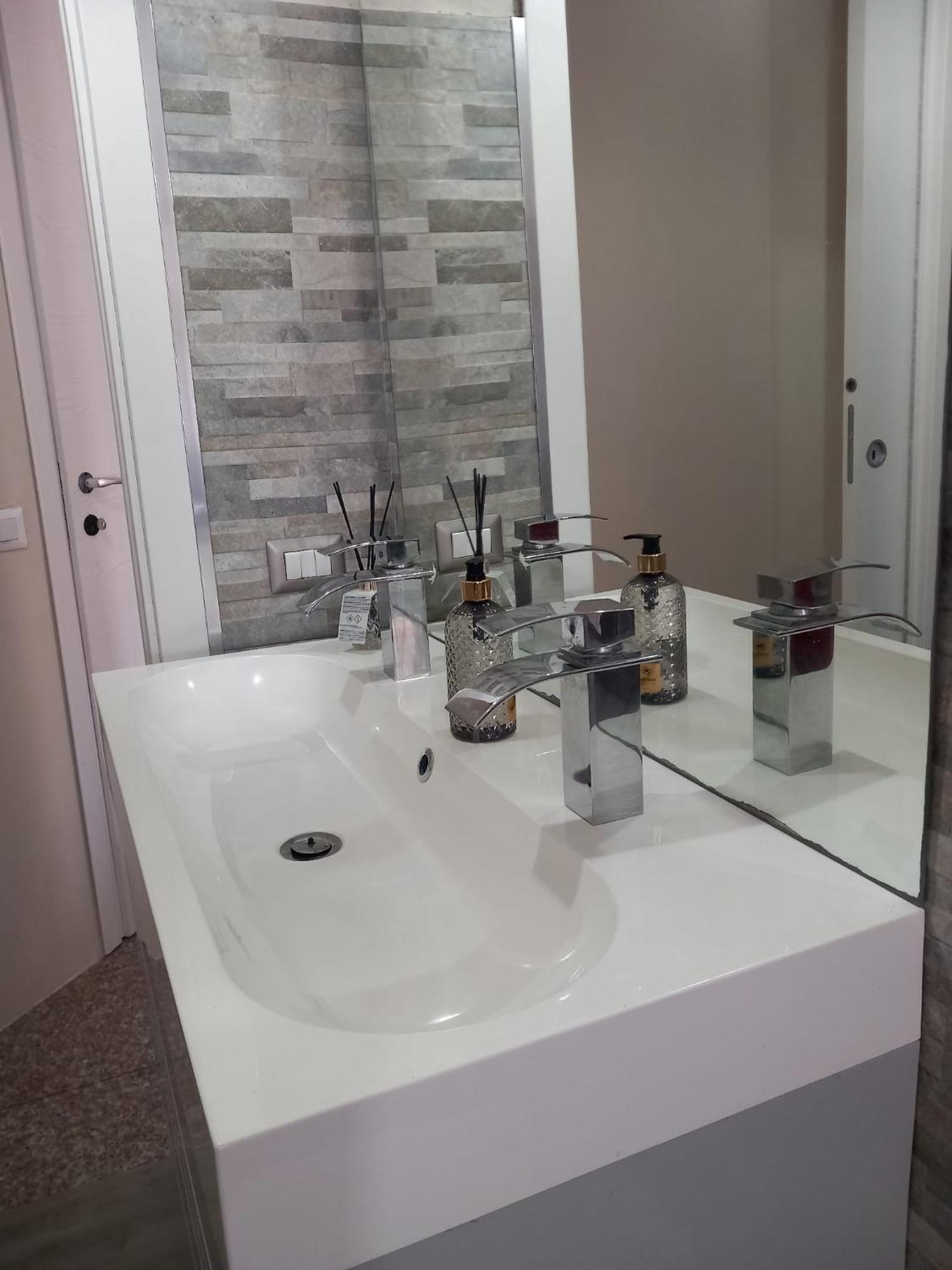 Bluesky Apartment - Third Floor Джардіні-Наксос Екстер'єр фото